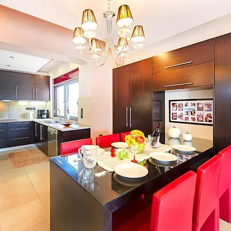 Holiday home Chrysa,