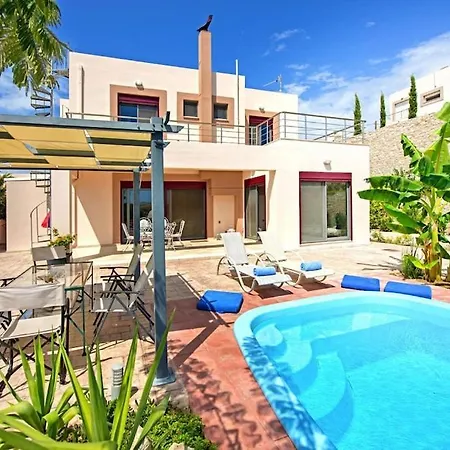 Chrysa, Tatil Evi Afantou